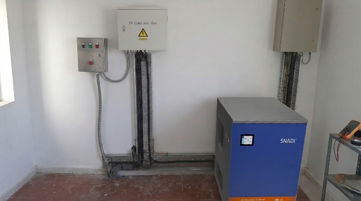 Integrated Industrial Energy Storage Case SNADI integrated energy storage cabinet and PV combiner box installation.