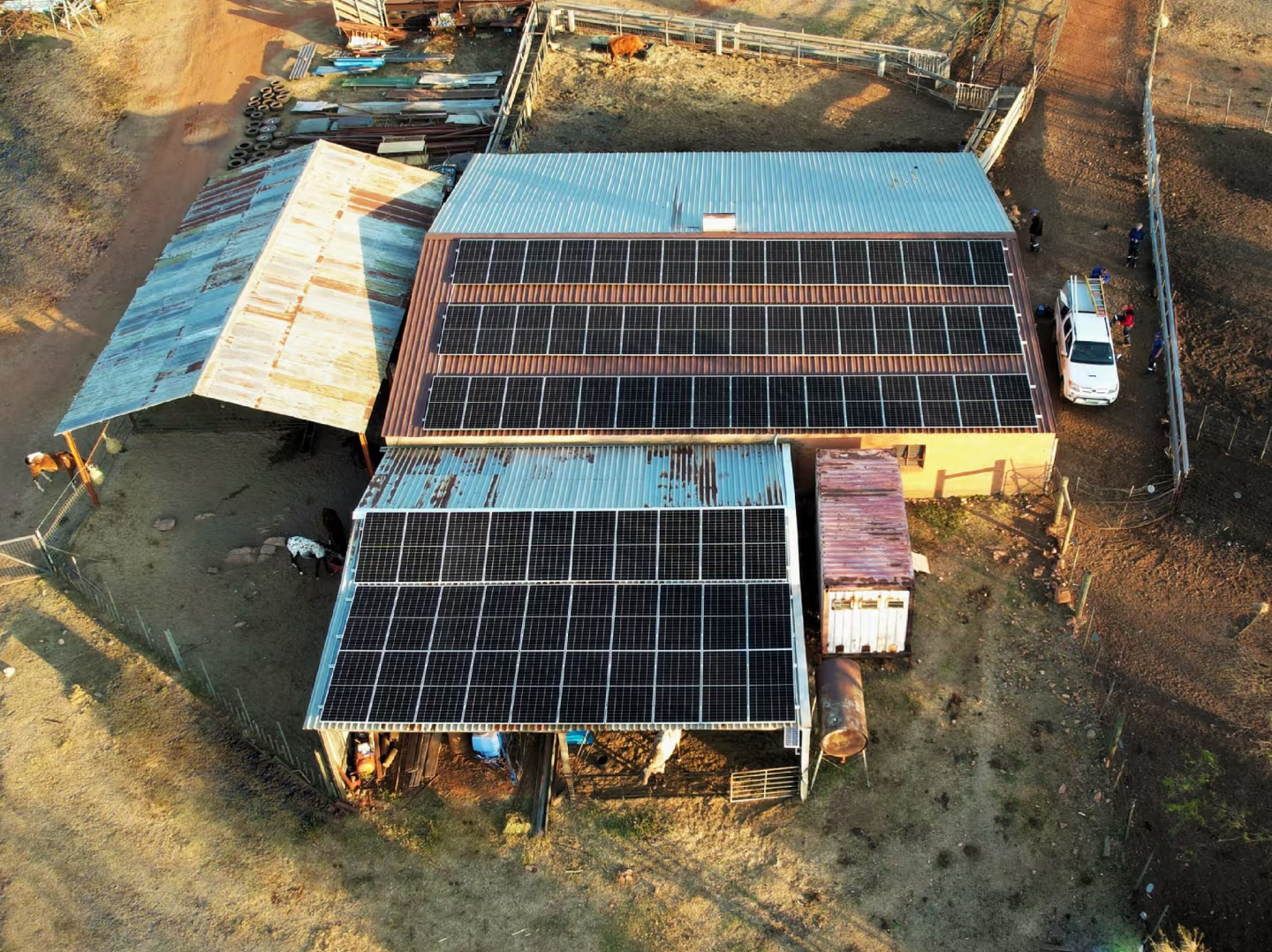 solar-panel-installation-on-farm-shed.jpg