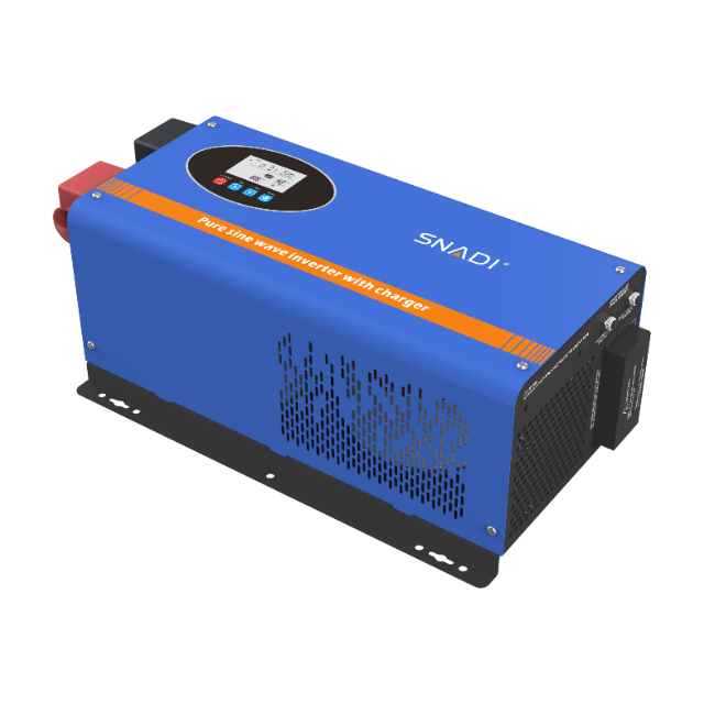 Left perspective view of the FT series inverter highlighting side protection switches and intelligent cooling vents for high-load stability.