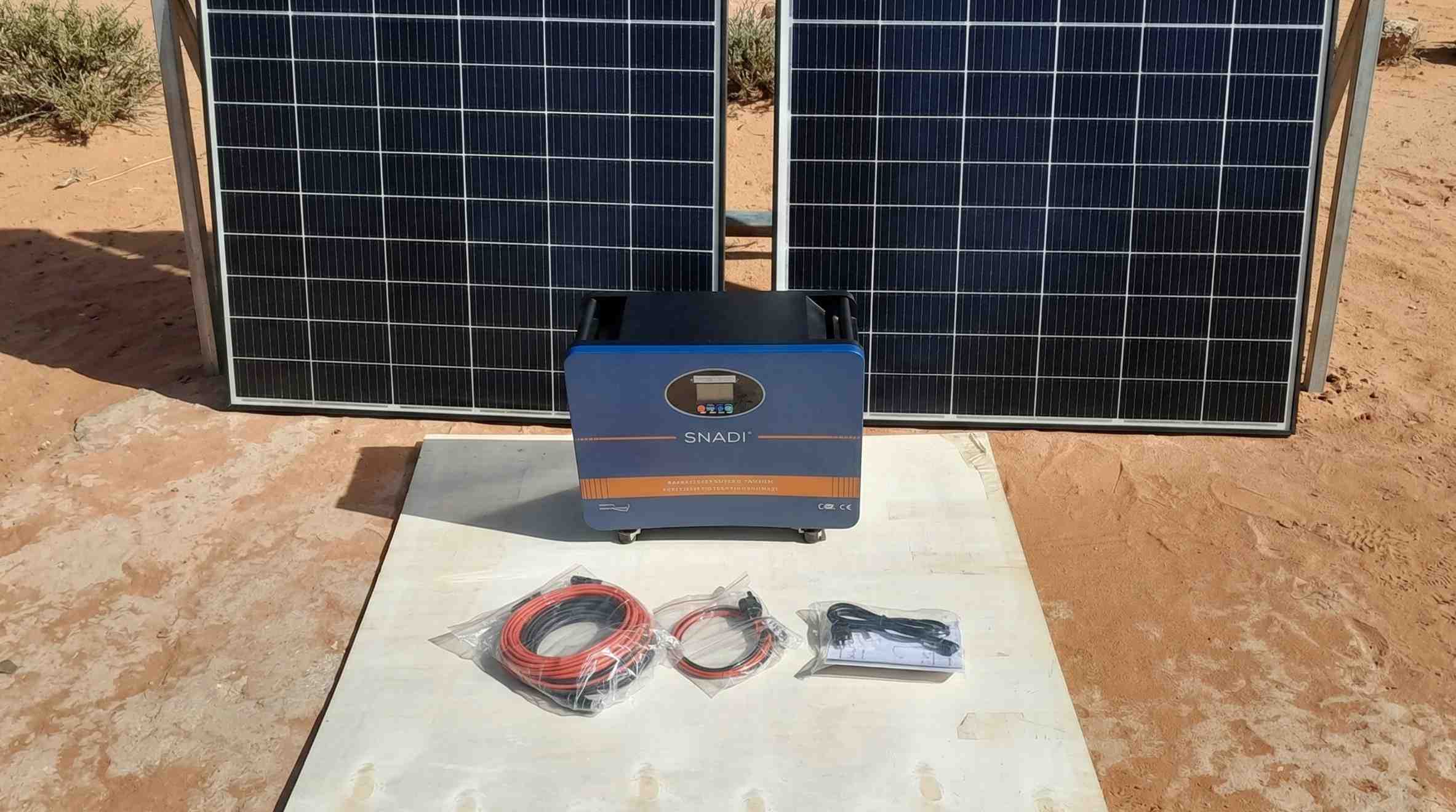 Unboxing SNADI AL-S solar energy storage system with complete accessories in Cape Town, South Africa.